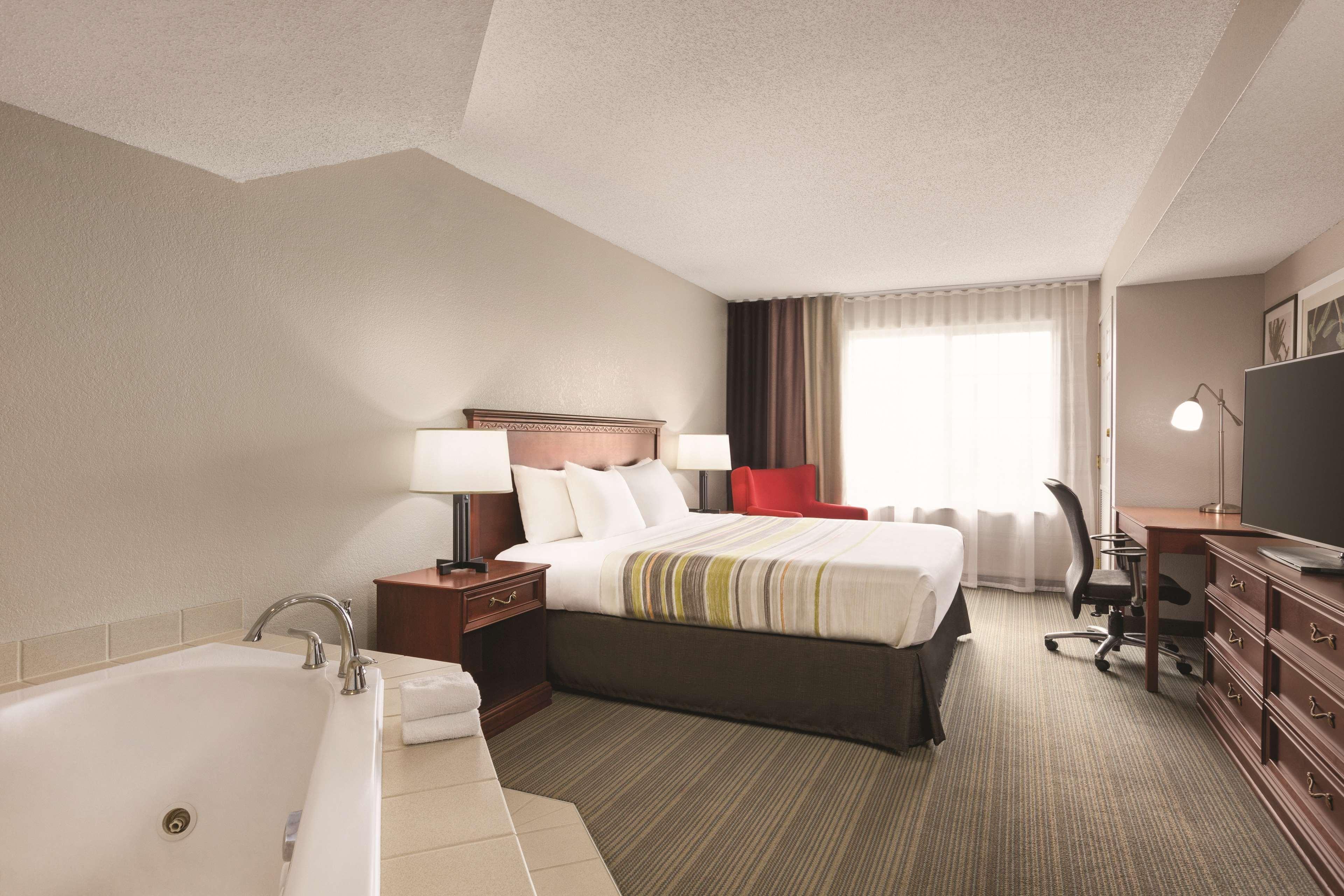 Country Inn & Suites By Radisson, Willmar, Mn Esterno foto